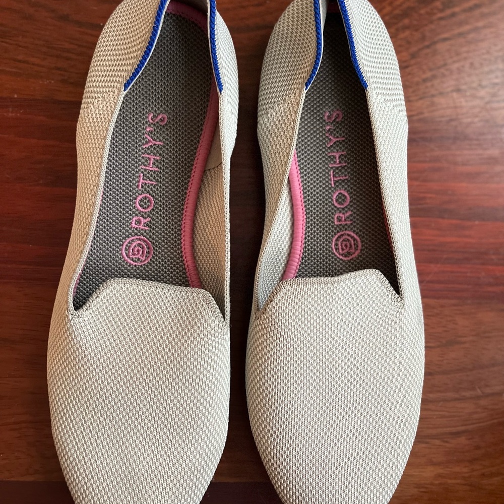 Rothy’s loafer in linen double stitch
